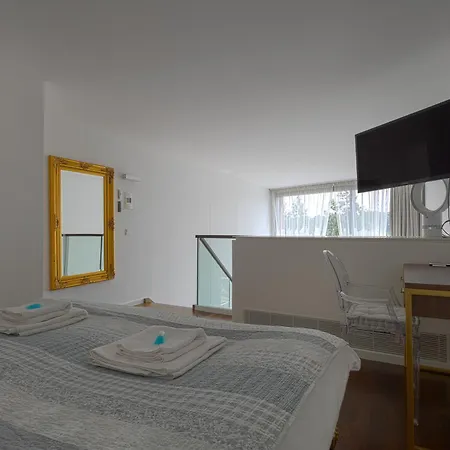 Апартаменти Skau 3 Eurovea Danube View Free Parking