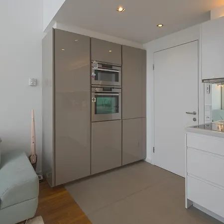 Skau 3 Eurovea Danube View Free Parking شقة *